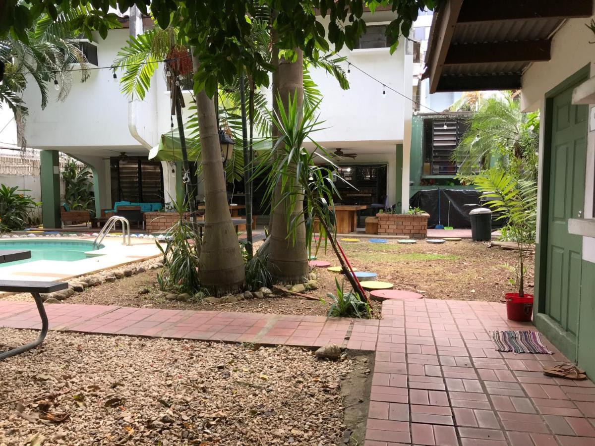 Culturahumana Guesthouse Panama City Exteriör bild